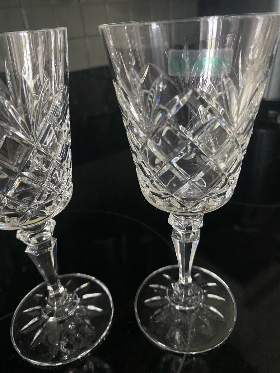 Vintage Galway Crystal Wine Glasses Set - Image 2