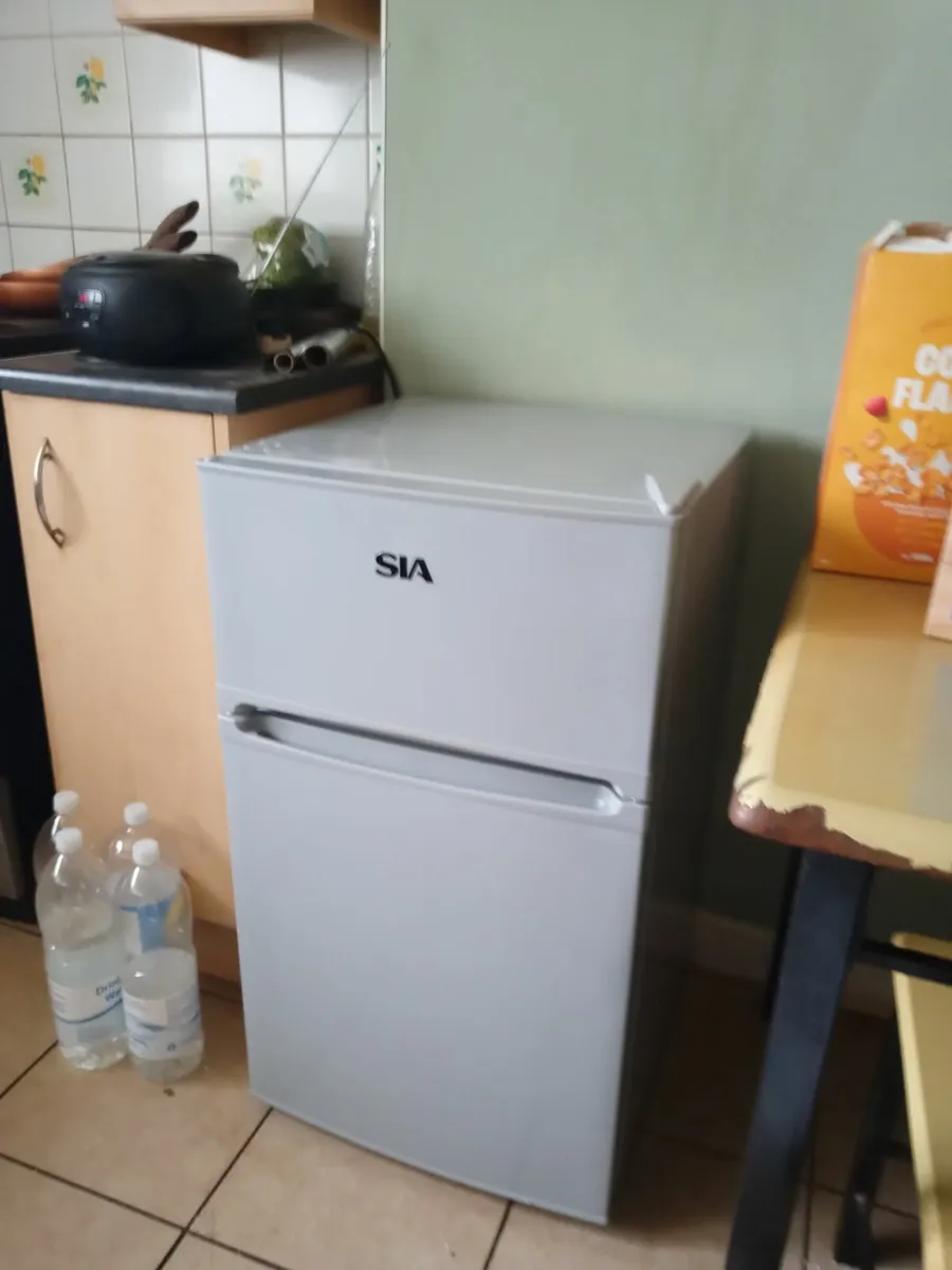 Small fridge freezer
