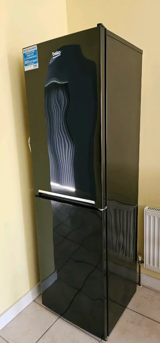 Large Beko black fridge freezer. - Image 1