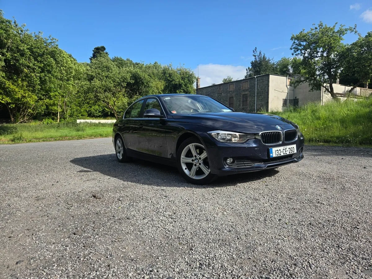 BMW 3-Series 2013 - Image 2