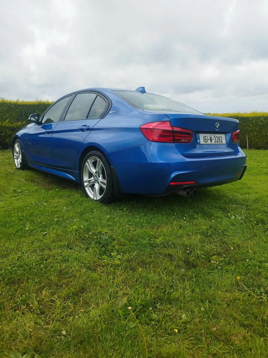 BMW 330e MSport  Hybrid 2016 - Image 4