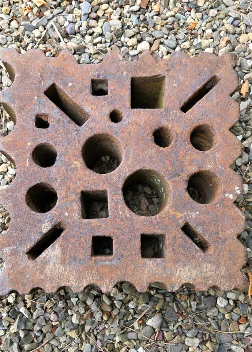Blacksmiths Swage Block - Image 2