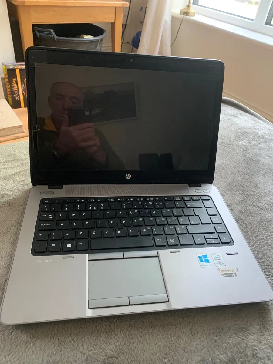 Laptop - Image 1