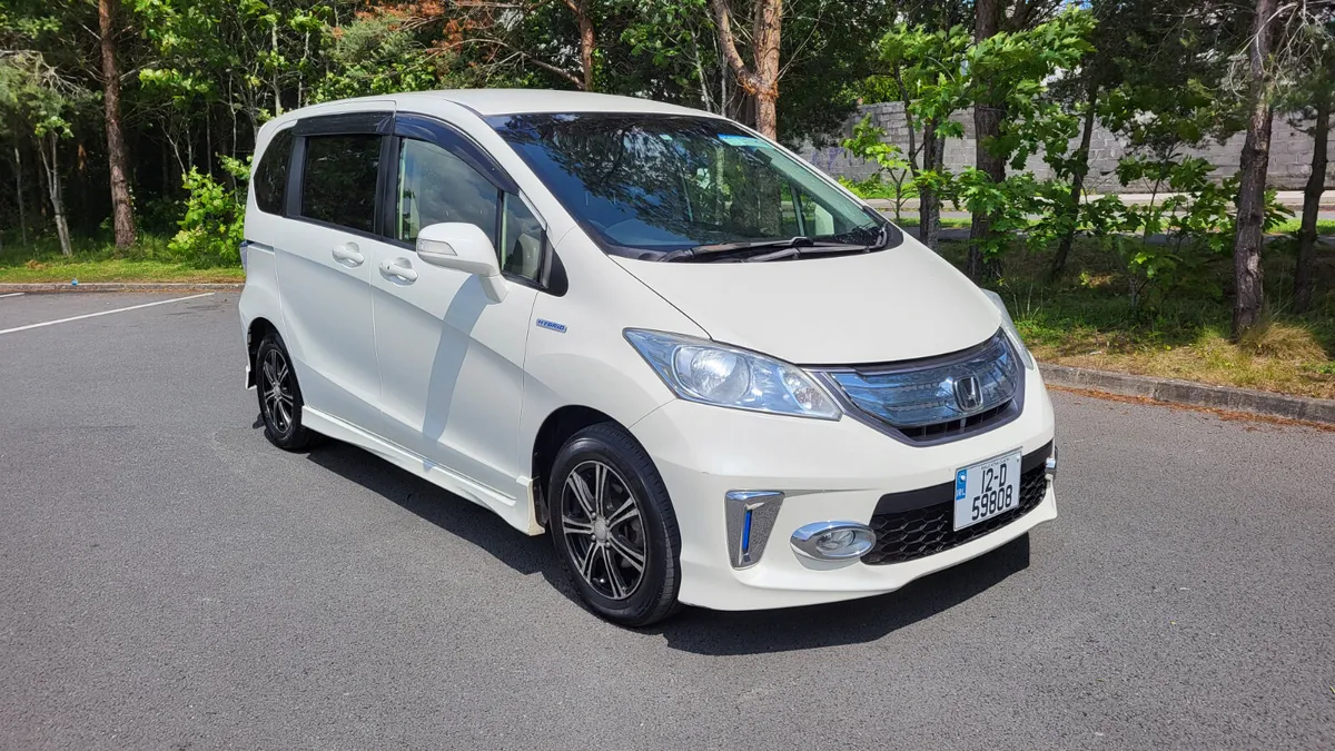 Honda Freed 1.5 Hybrid Auto 6 Seats - Image 1