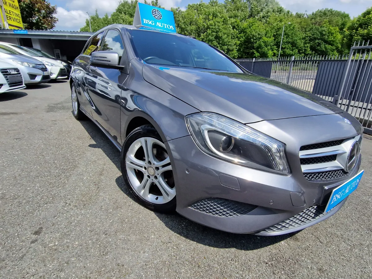 2015 MERCEDES BENZ A CLASS A180 1.6 AUTO*WARRANTY* - Image 1