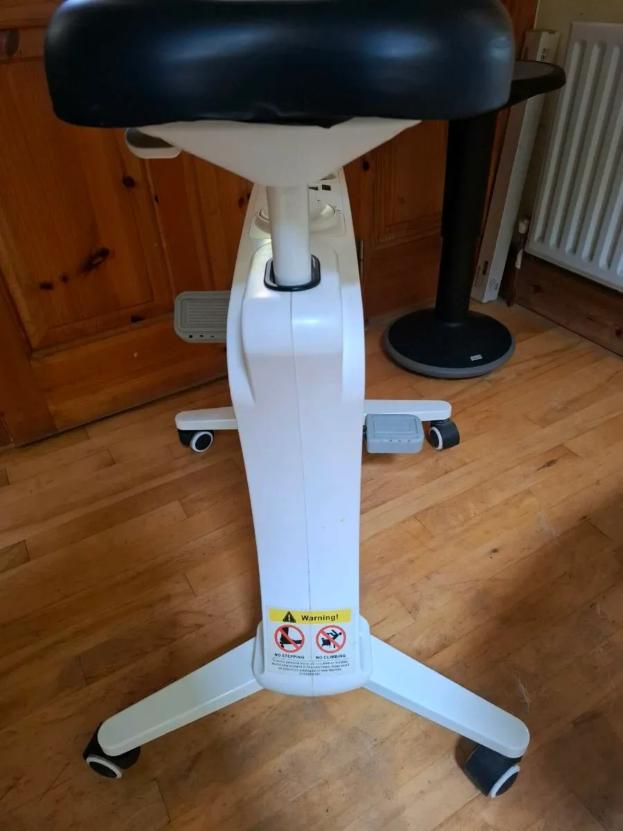 Under desk bike and balance chair - Image 4