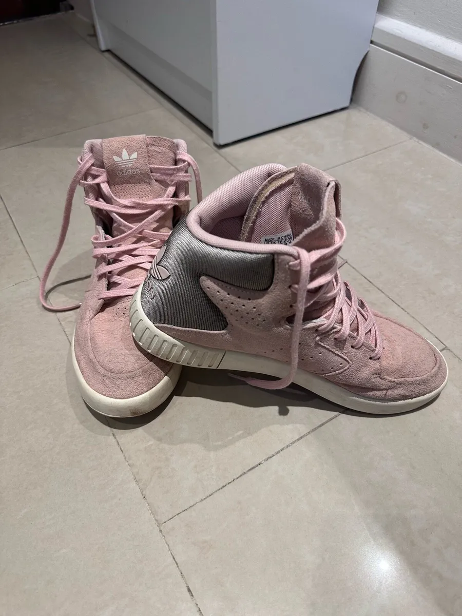 Shoes - Image 1