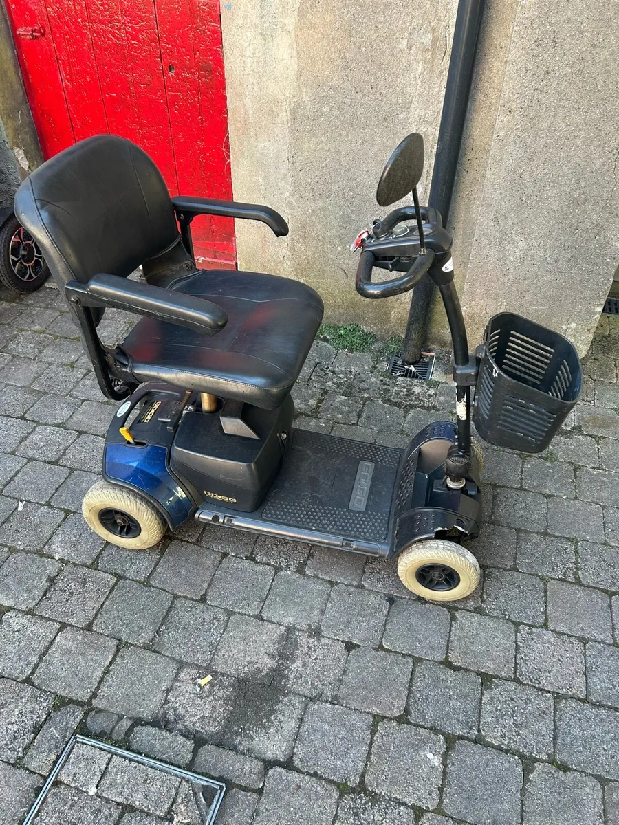 Mobility scooter - Image 1