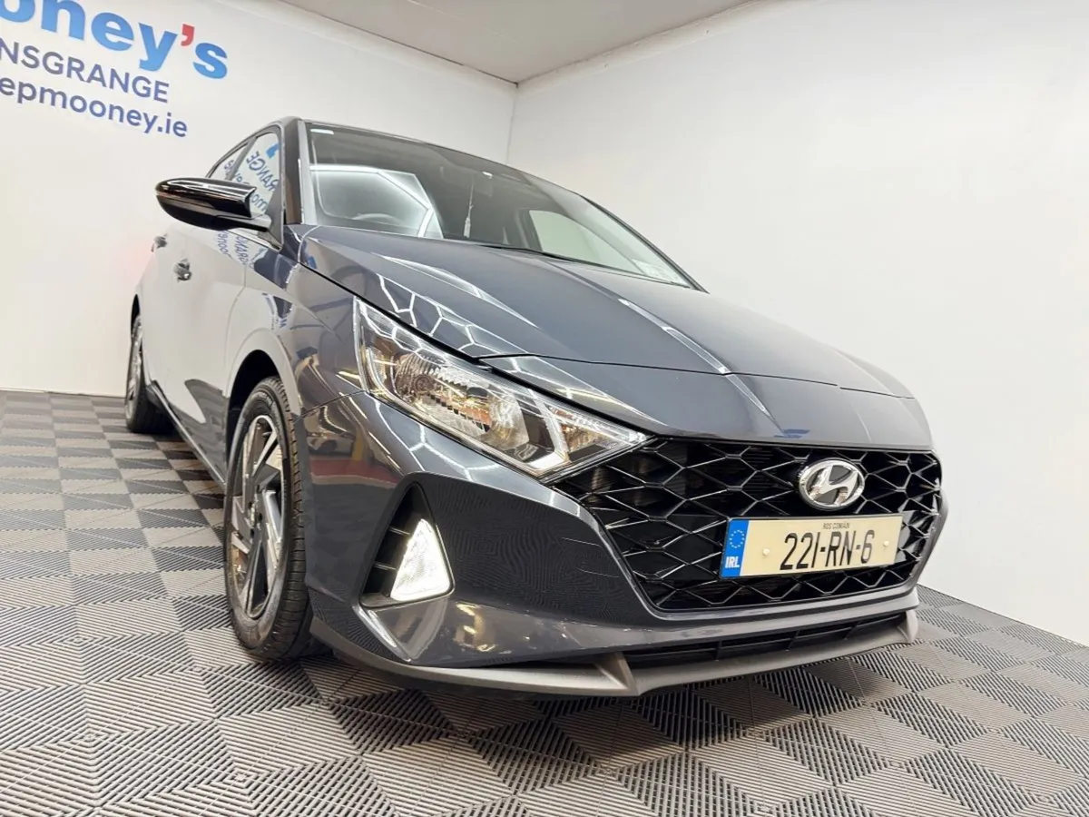 Hyundai i20 1.0 Deluxe Plus Auto - Image 4