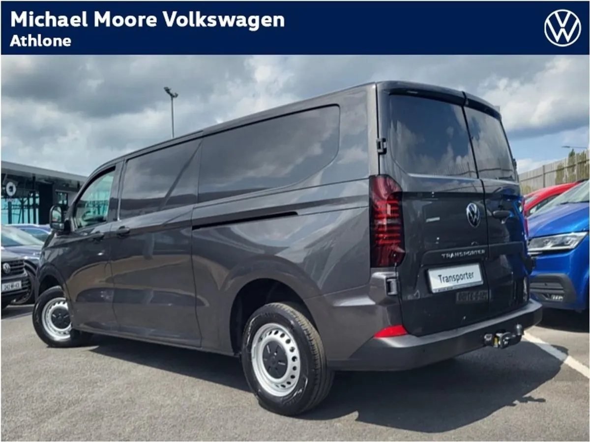 Volkswagen Transporter Trendline TL Lwb30 2.0 TDI - Image 3