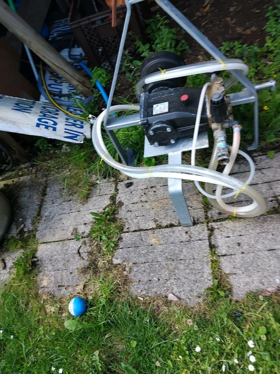 Tractor powerwasher - Image 2