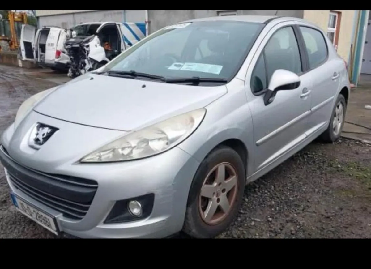 2010 Peugeot 207 - Image 2