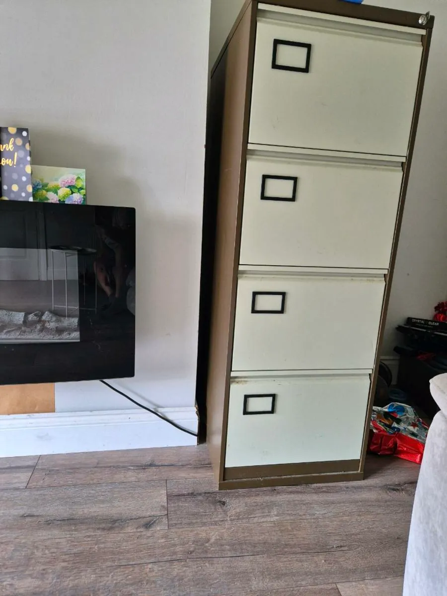 4 drawer filling cabinet