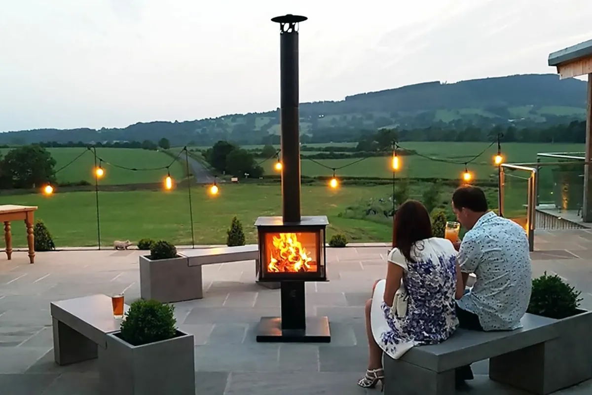 Caminetti 4D OUTDOOR 4 Sided STOVE WITH FLUE & CAP - Image 3