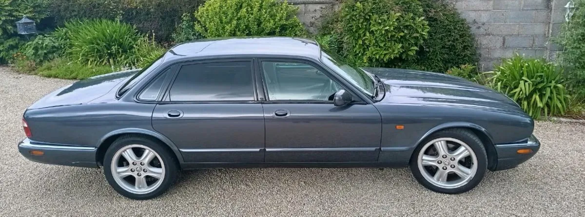 Jaguar XJ V8 Sport - Image 4