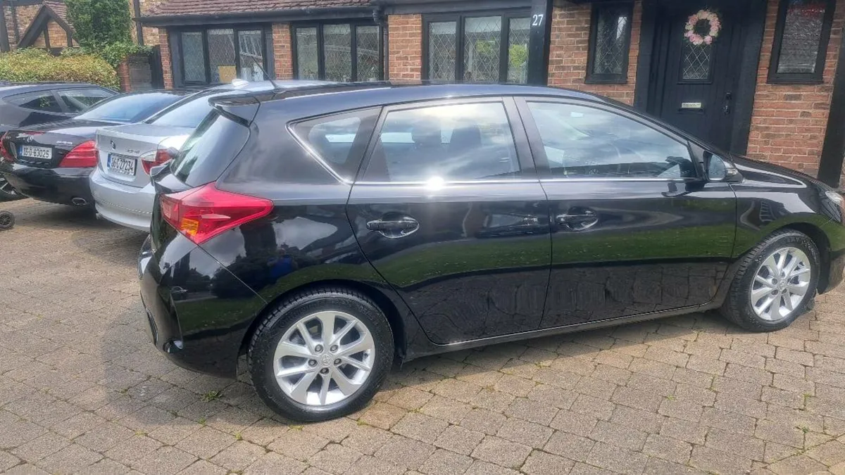 TOYOTA  AURIS 1.3 PETROL 2013 NEW MODEL - Image 3