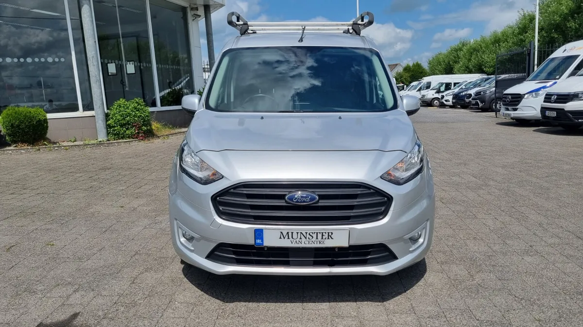 2020  CONNECT LWB LIMITED SPEC 120BHP 3 SEATS - Image 3