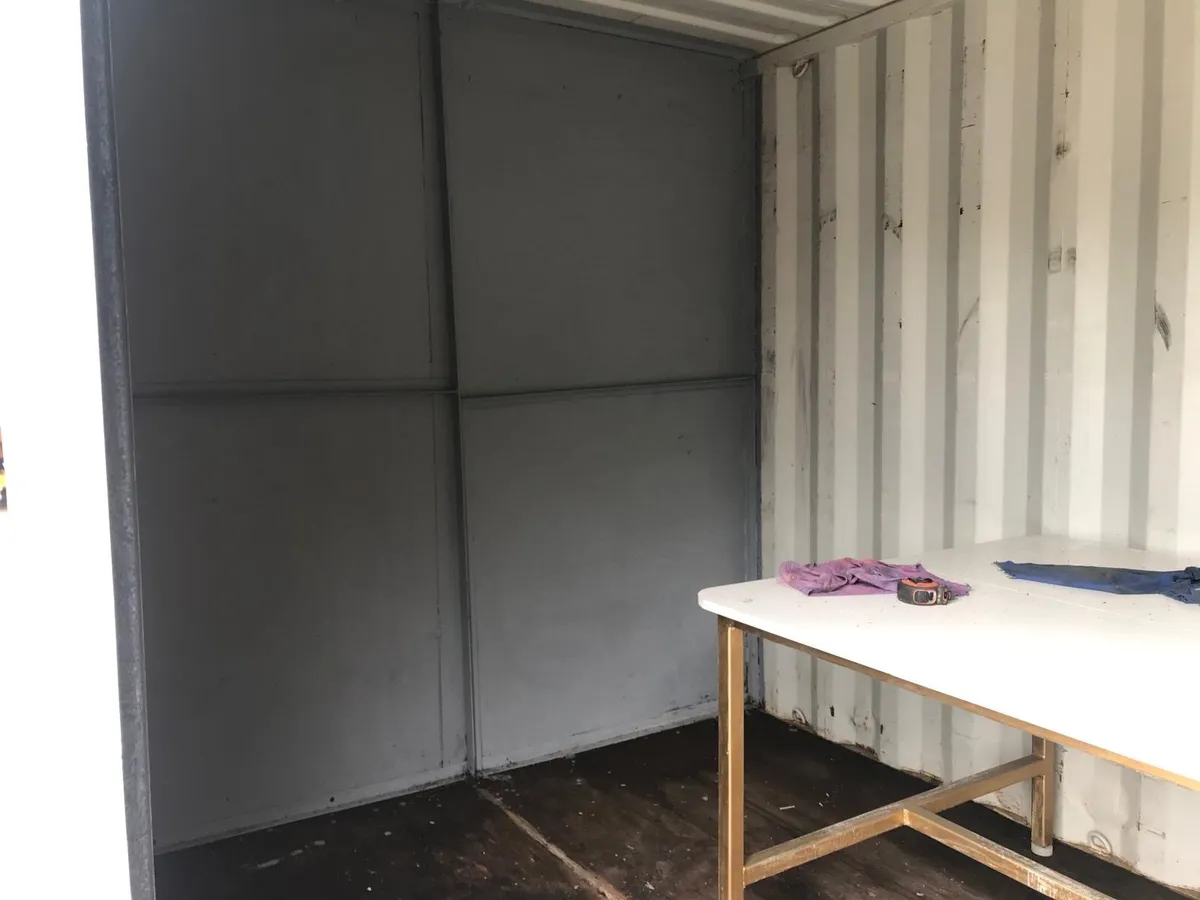 20ft Container Manual Roller Door - Image 3