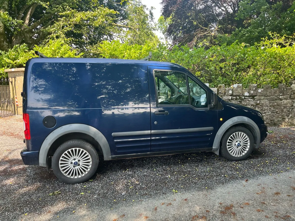 Ford transit connect 1.8 - Image 1