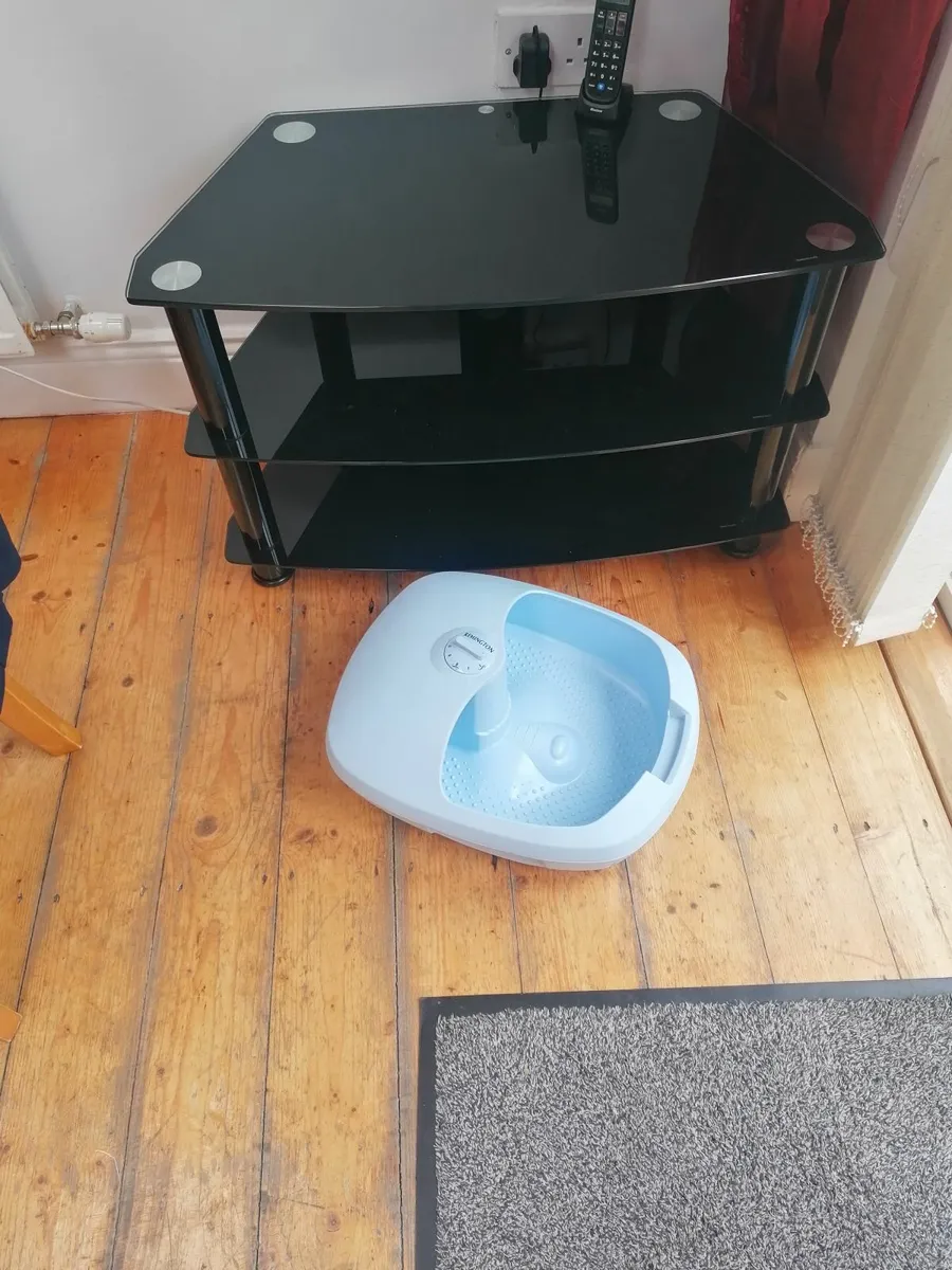 Footspa TV table /stand - Image 1