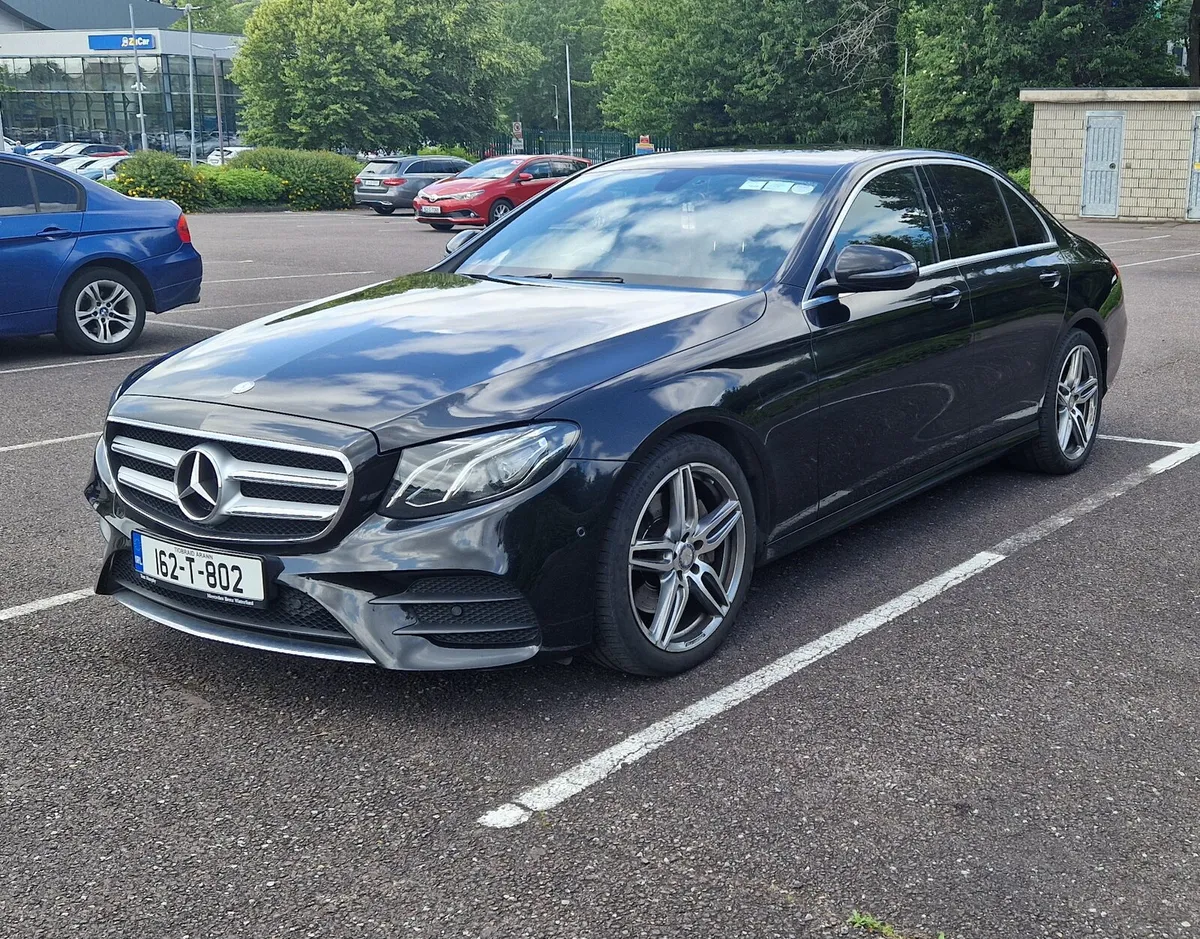 Mercedes-Benz E220 AMG - Image 1