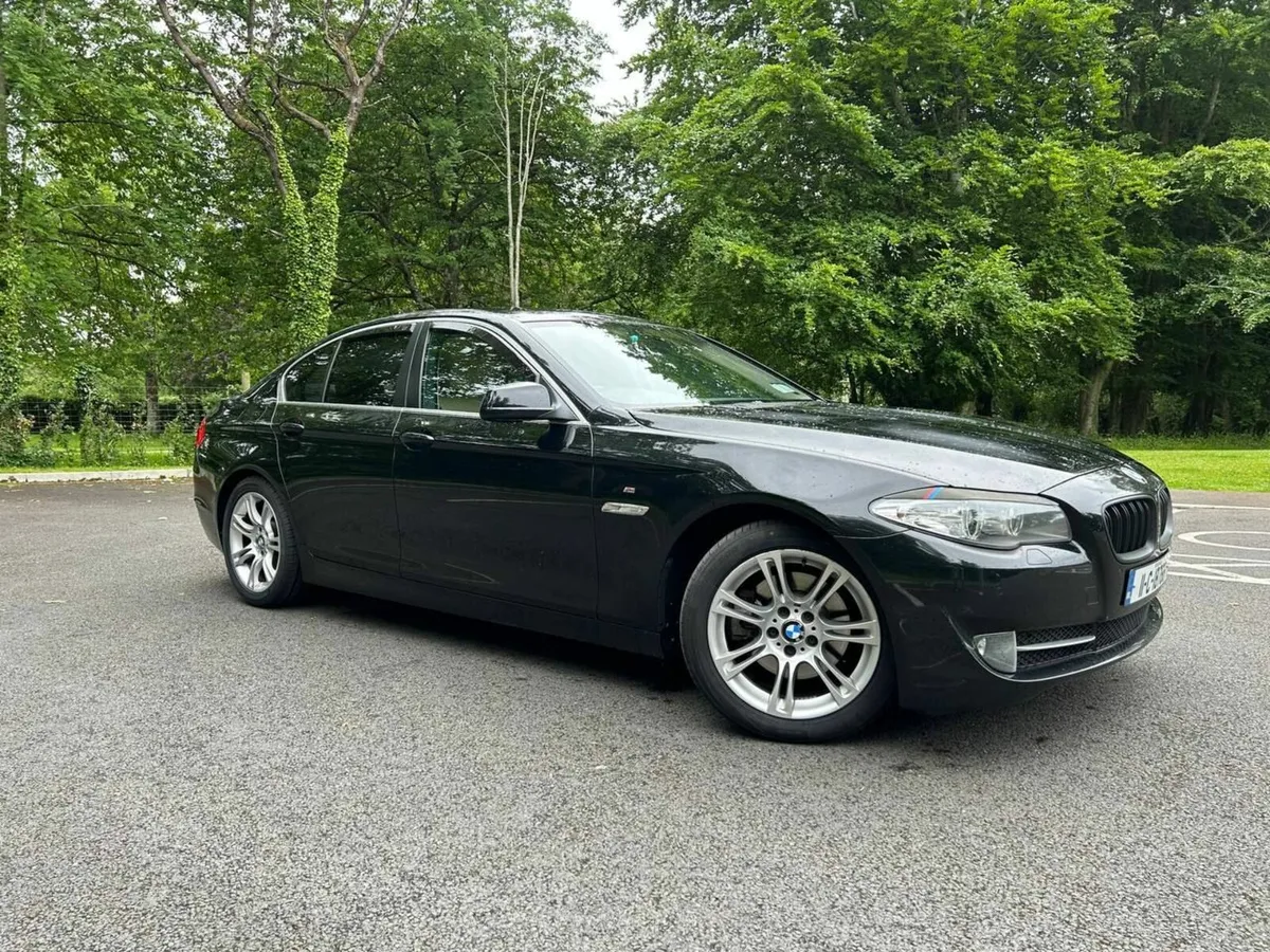 BMW 520D AUTOMATIC fresh NCT 08/26 CHAIN DONE! - Image 2