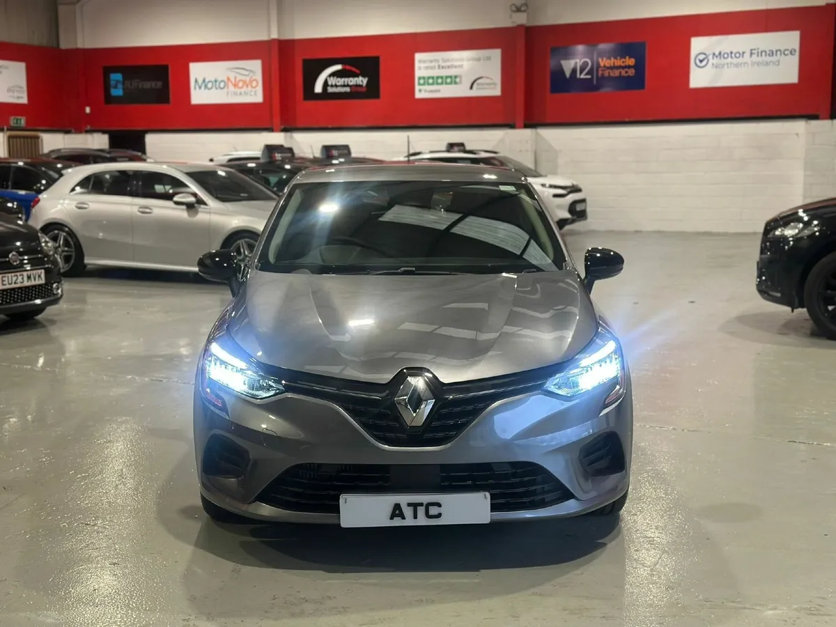 2023 Renault Clio 1.0 TCe Evolution - Image 3
