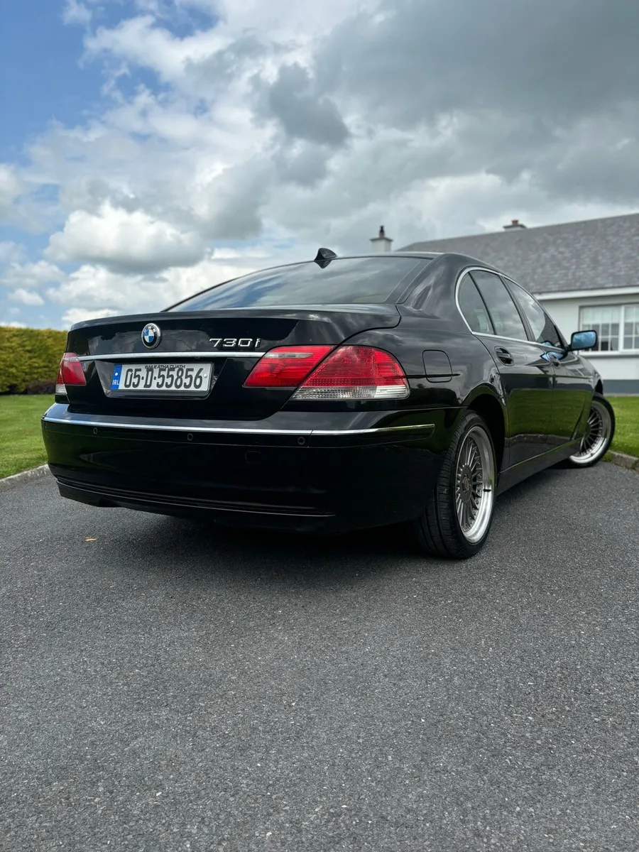 2005 BMW 730i - Fantastic condition only 60k miles - Image 3