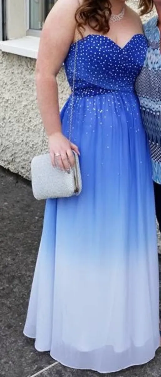 Blue ombré chiffon gown - Image 3