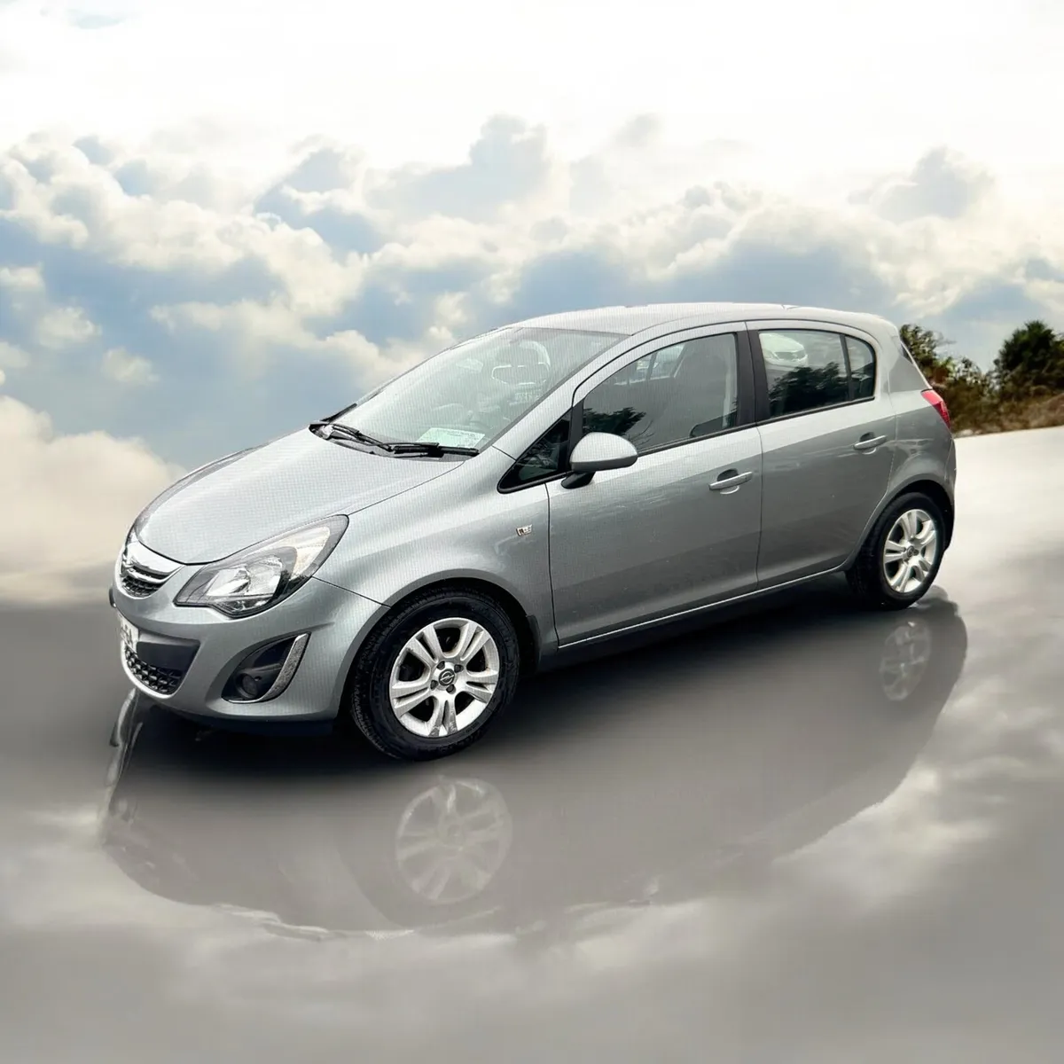 Opel Corsa 1.2 16v (85PS) Petrol - Image 4