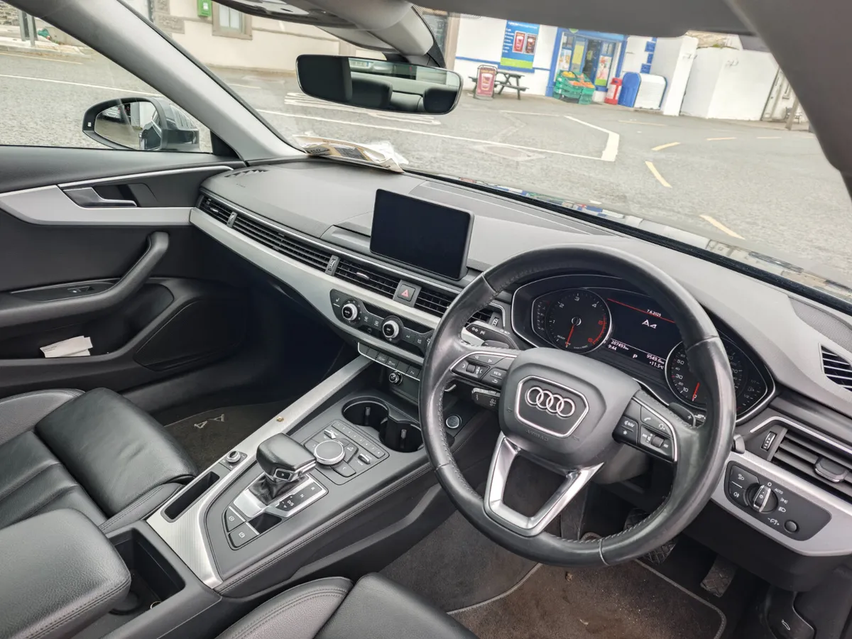 Audi A4 2019 35TDI 150HP S tronic S Line - Image 4