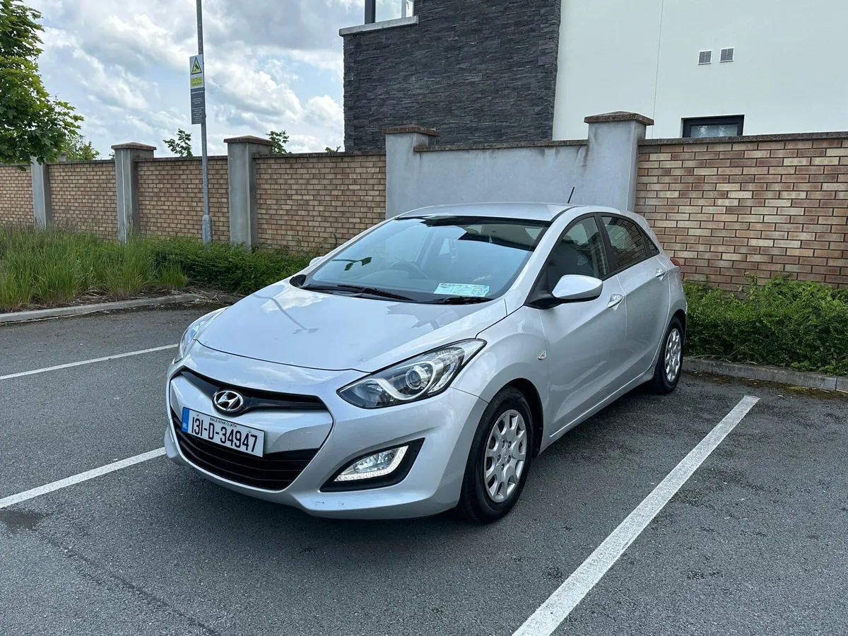 2013 Hyundai i30 Classic Nct and tax low miles - Image 1