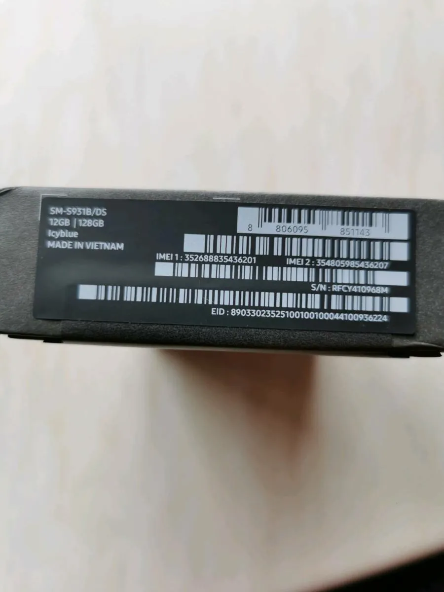 Samsung Galaxy S25 - Image 2