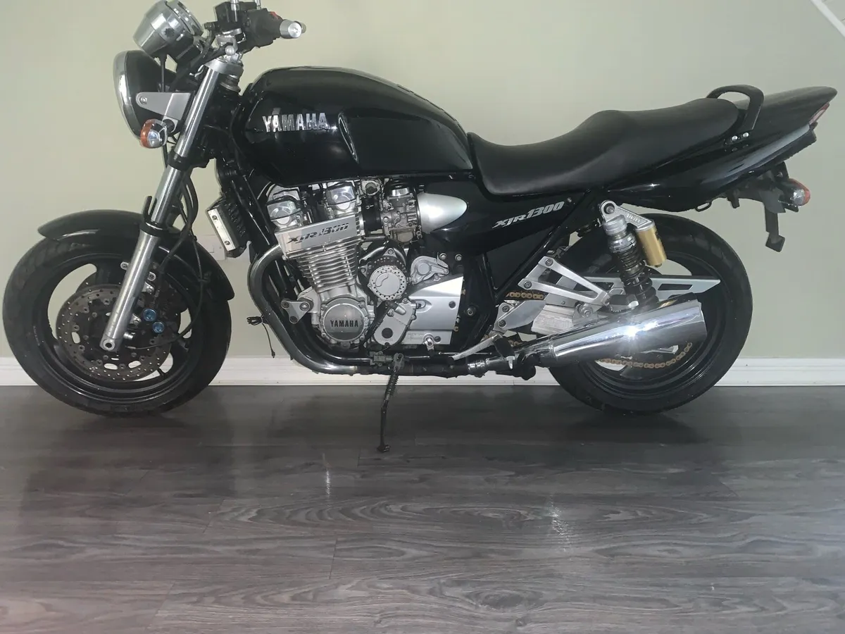 Yamaha xjr - Image 1