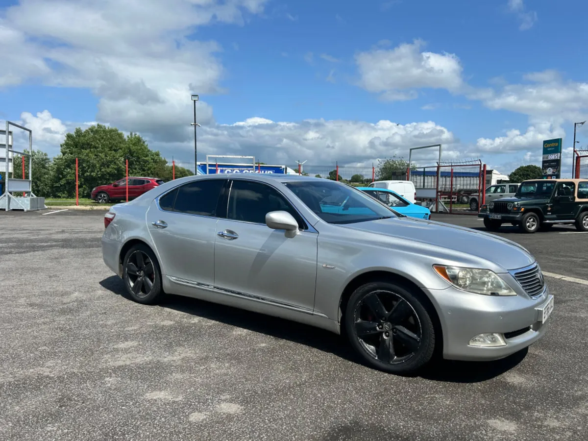 Lexus LS 2006 - Image 2