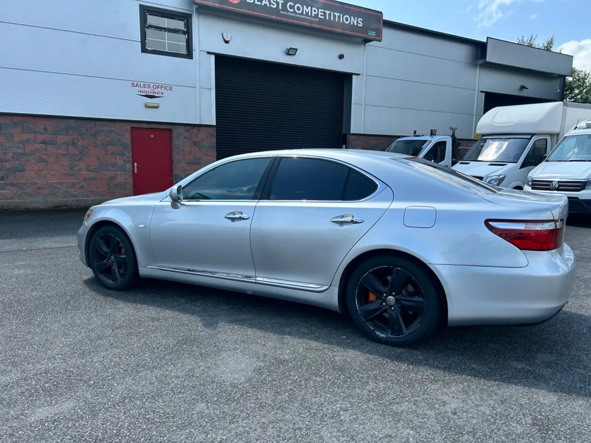Lexus LS 2006 - Image 4
