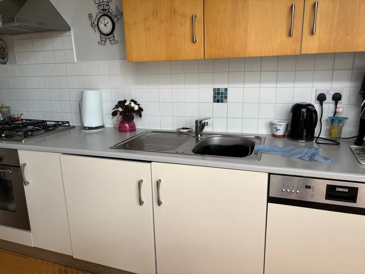 Kitchen and appliances - Image 2