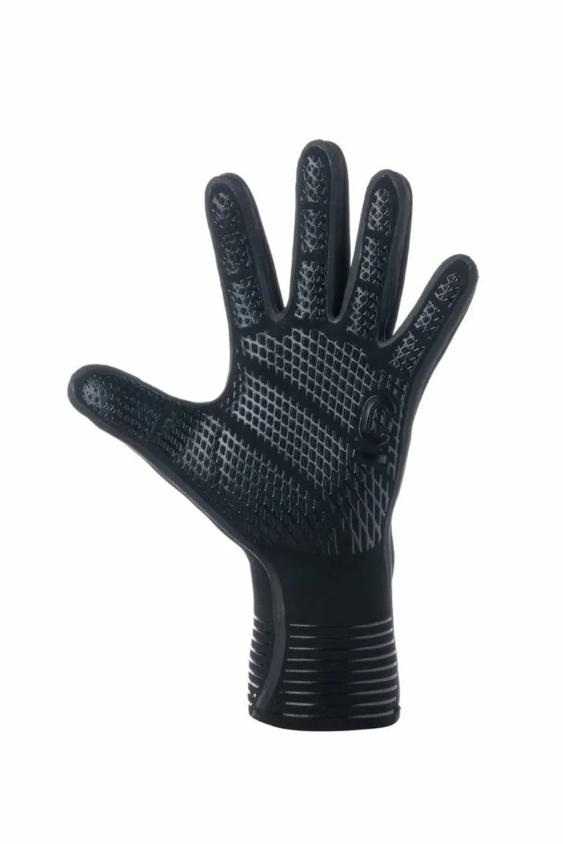 C-Skins Wired Adult 2mm Wetsuit Gloves - Image 3