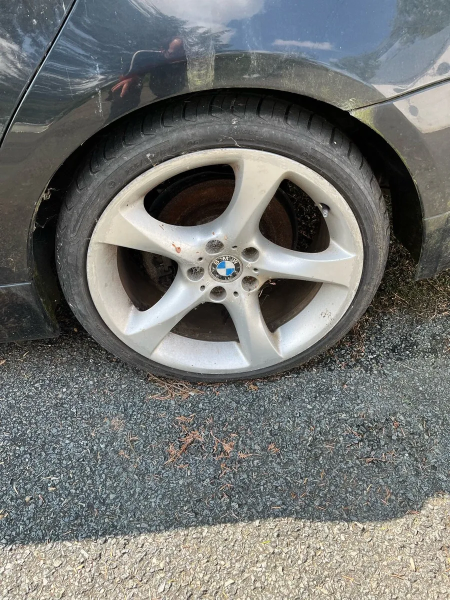 320d E90 2008 - Image 2