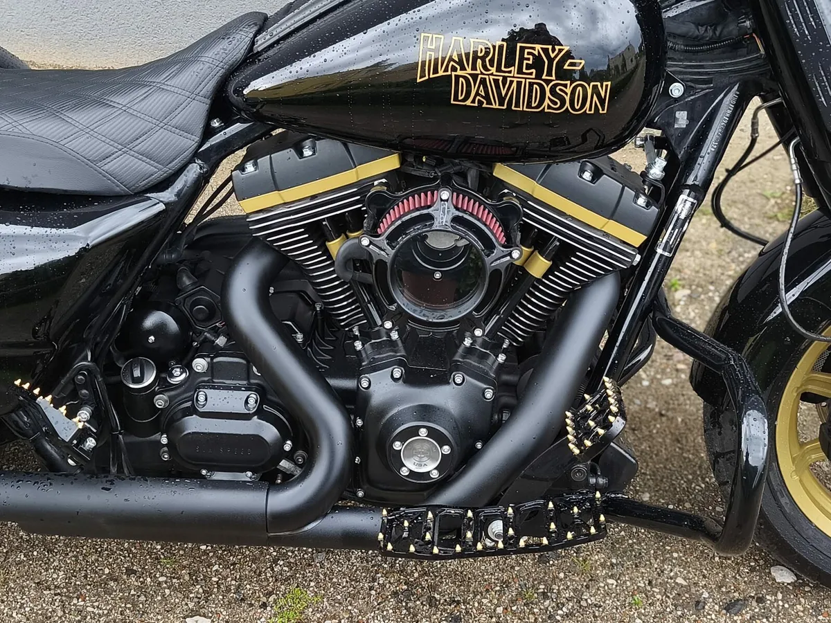 HARLEY  DAVIDSON ROAD KING 👑 - Image 4