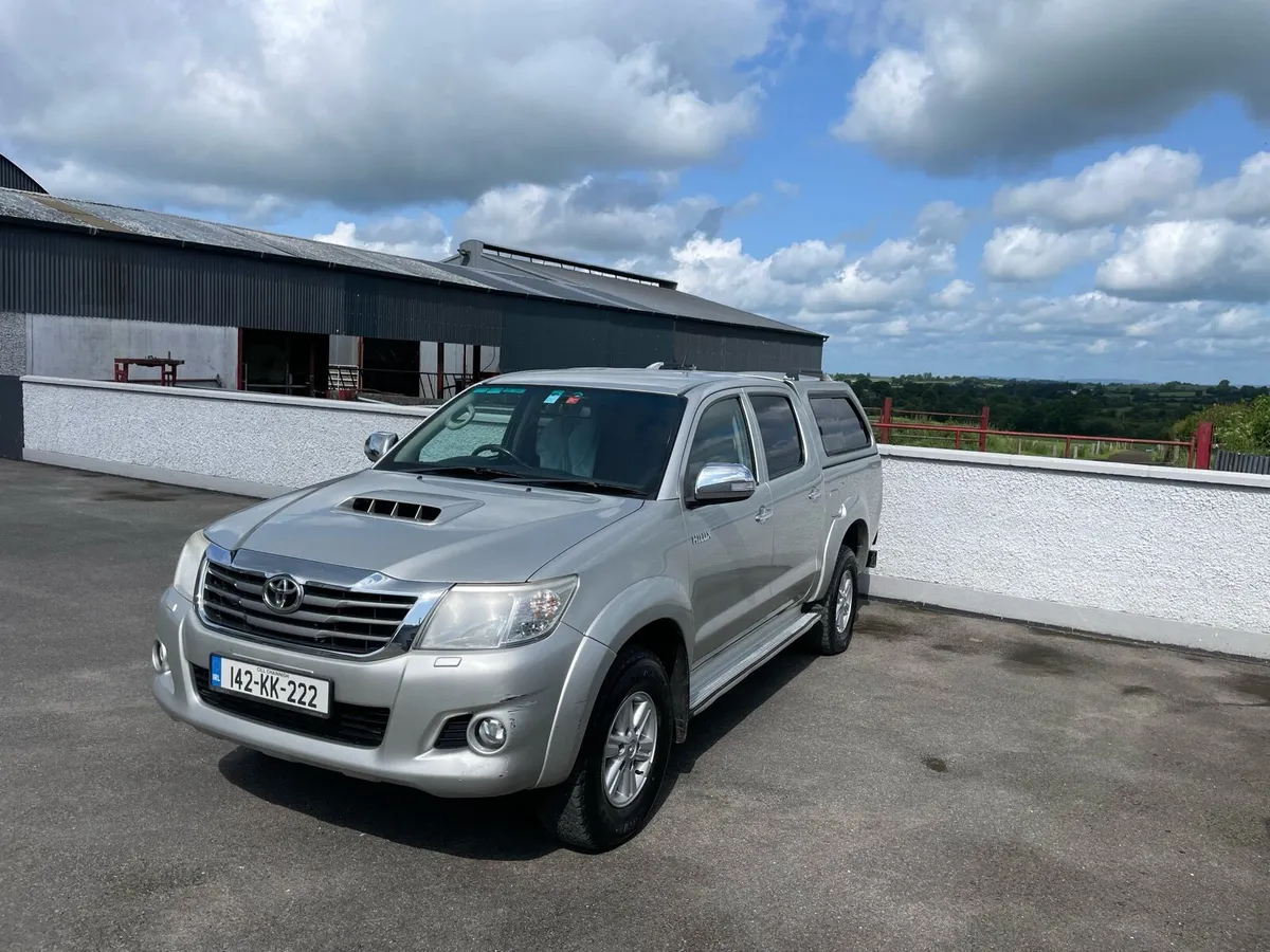 Toyota hilux no vat - Image 1