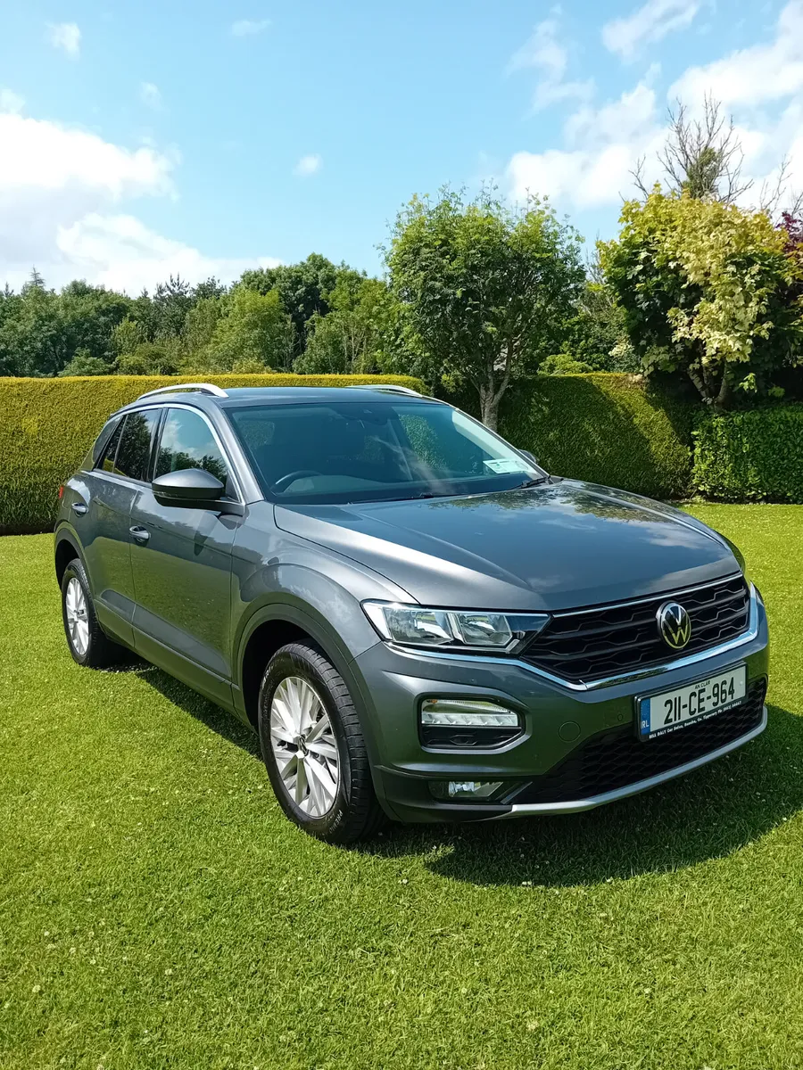 Volkswagen T-Roc 2021 - Image 1
