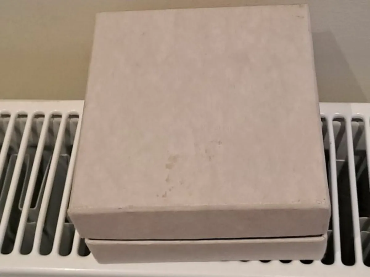Empty Jimmy Choo gift box - Image 2