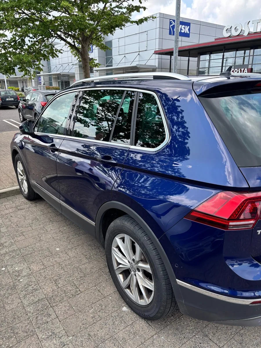 Volkswagen Tiguan - Image 4