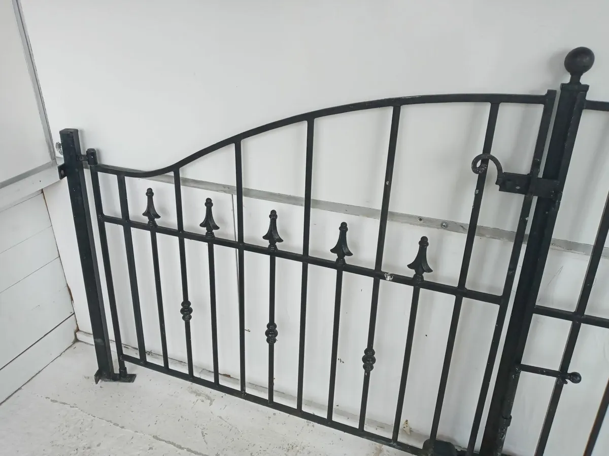 Delivery - Galvanised Set of Gates - Image 3