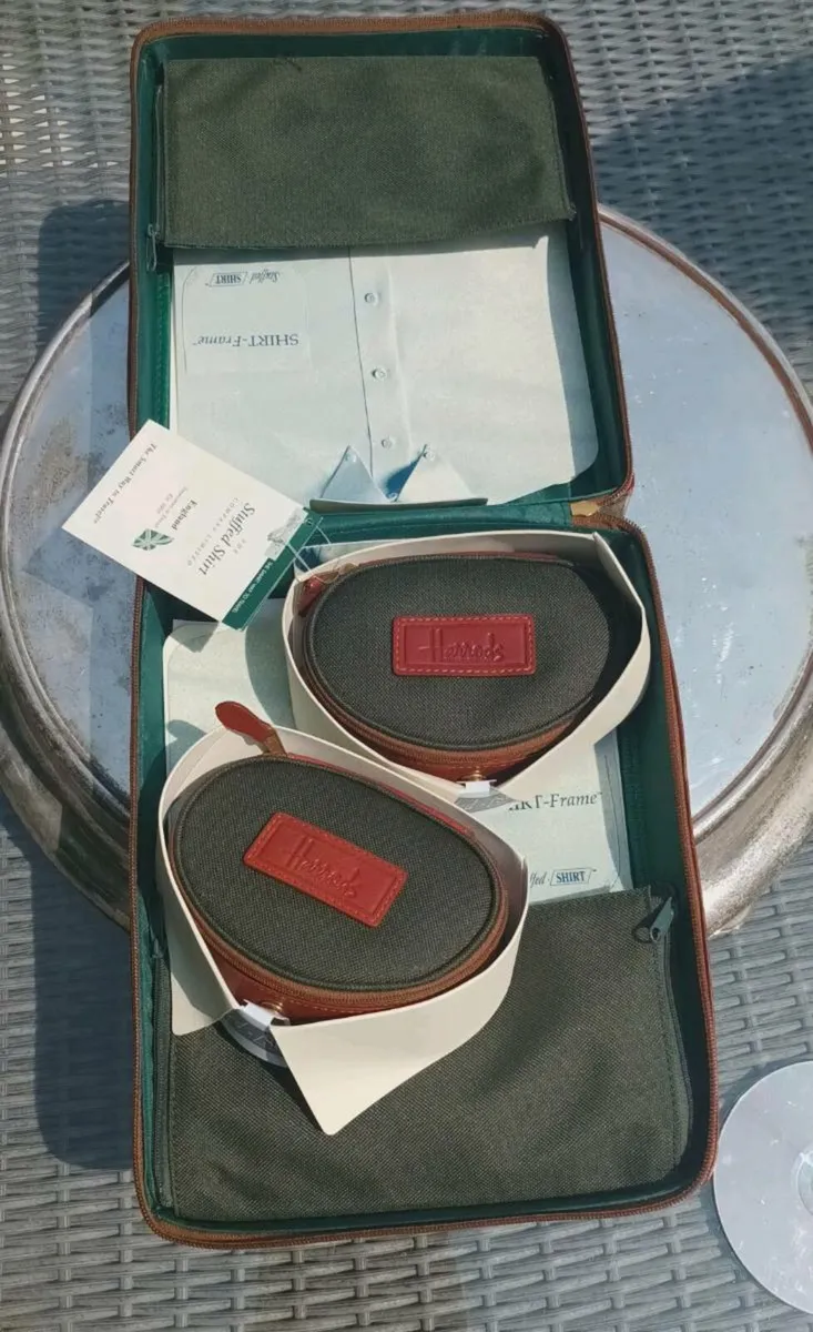 Harrods new shirt holder, D18 post 6e - Image 3