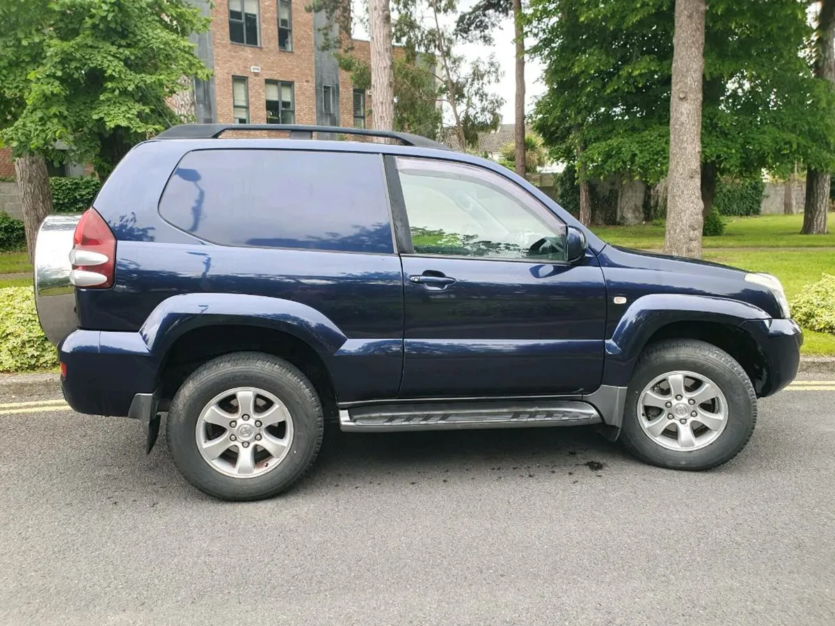 Toyota Landcruiser - Image 4
