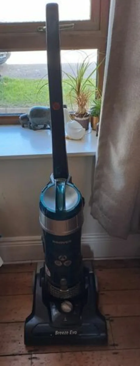Hoover Breeze Evo - Image 1