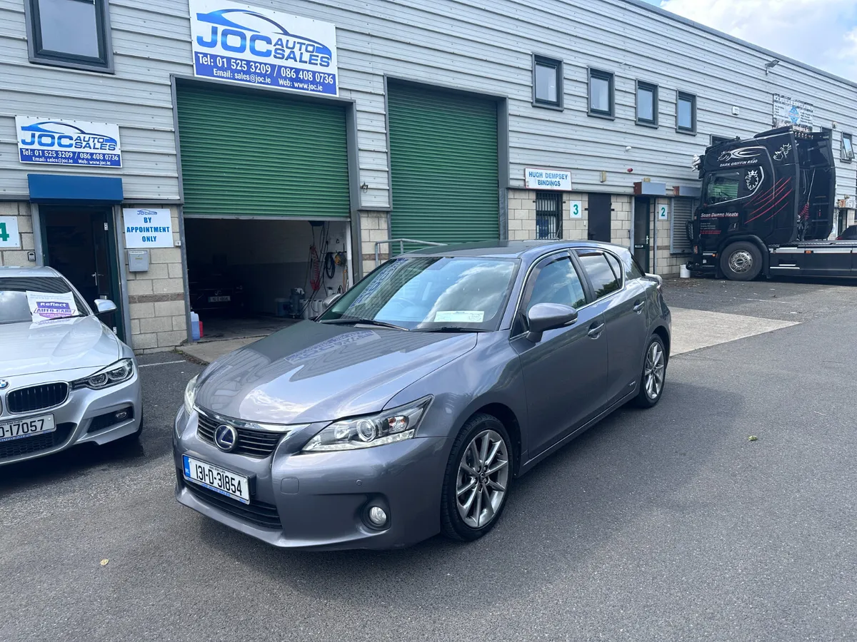 Lexus CT200H 1.8 Hybrid, 2013 - Image 3