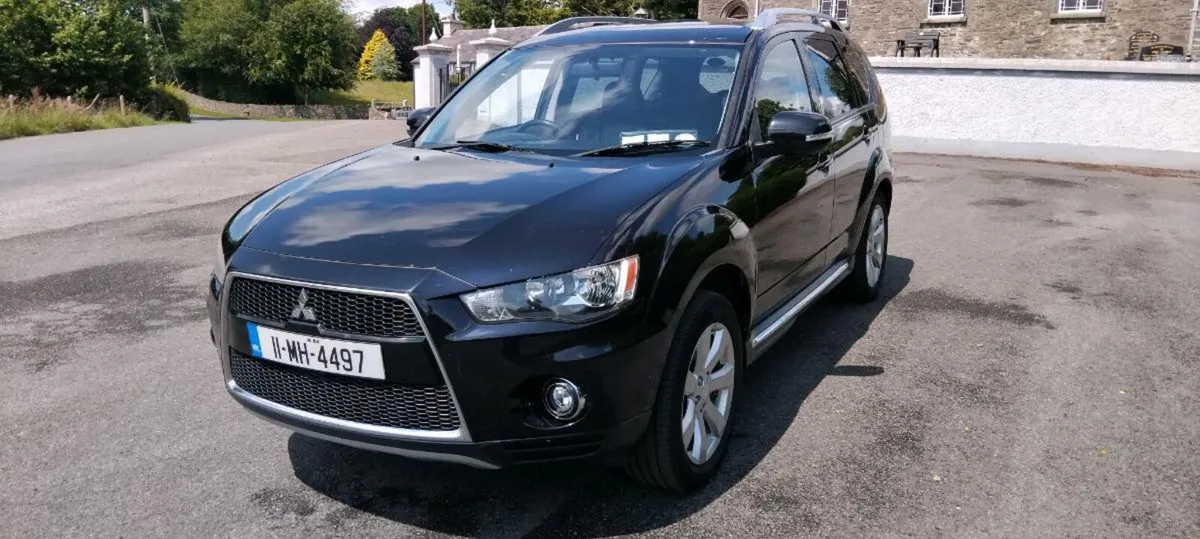 Mitsubishi outlander 7 seter New NCT - Image 3